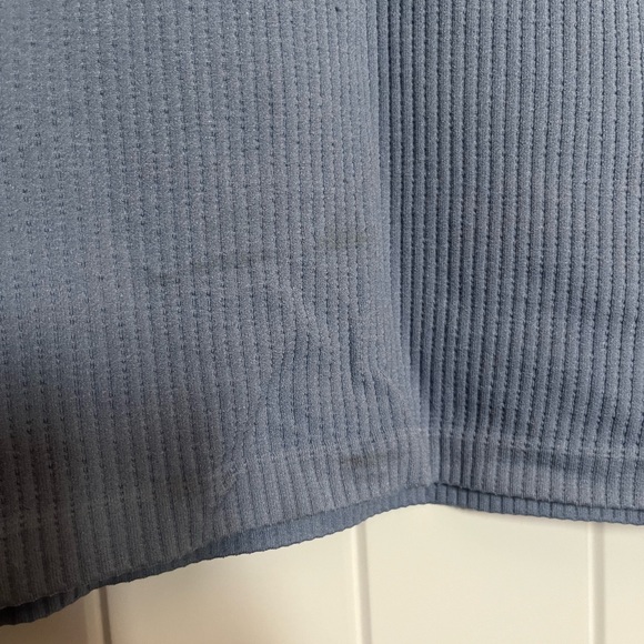 Blue Ribbed Crop Top - Picture 2 of 4